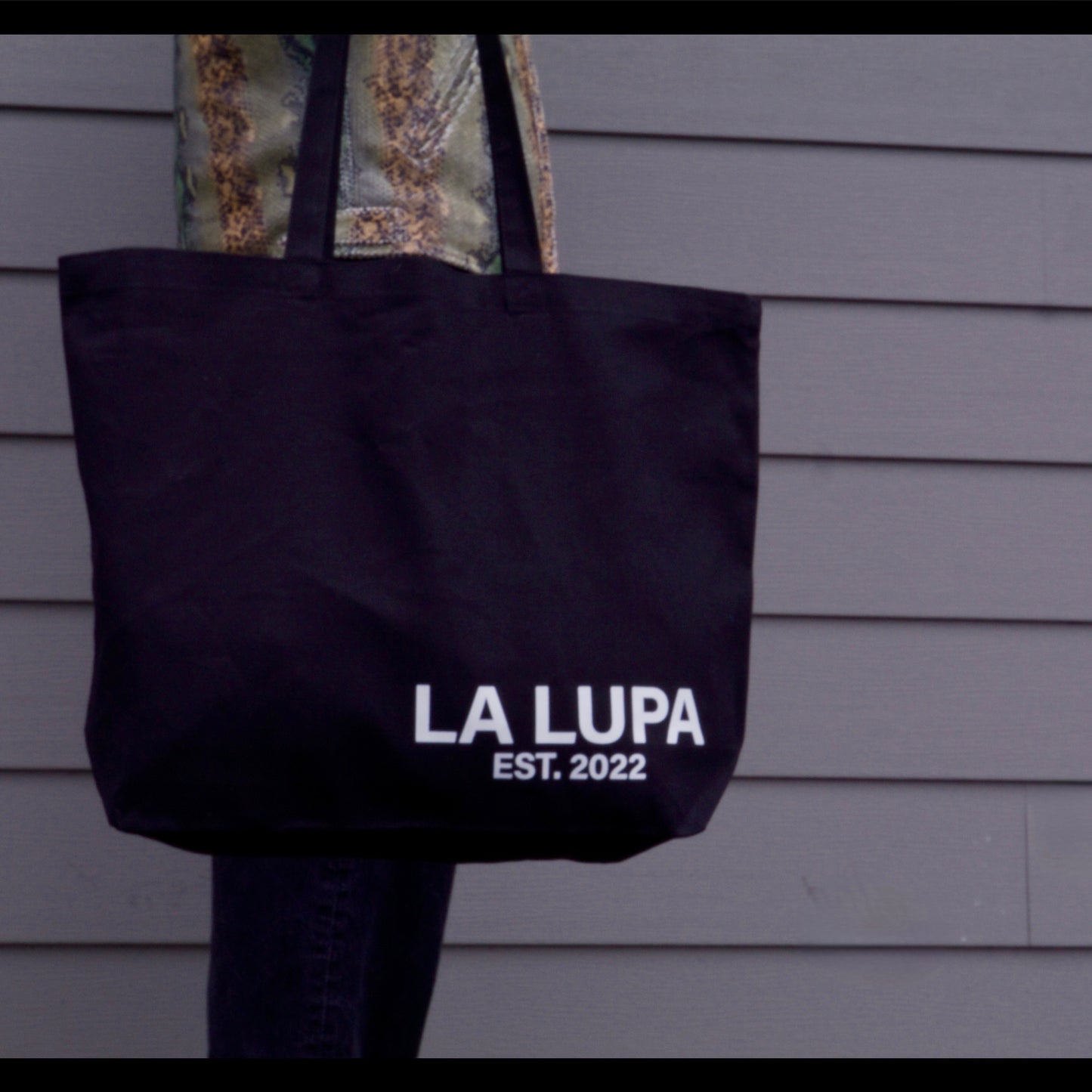 La Lupa Tote Bag